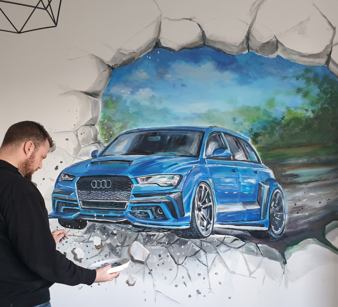 Audi door muur